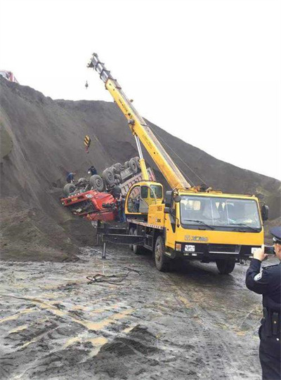 宁城上犹道路救援